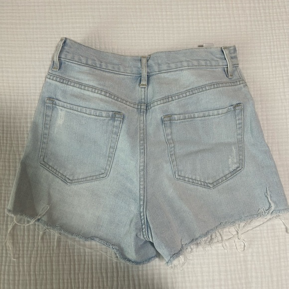 Pacsun Ultra High Rise Vintage Light Wash Denim Shorts - Picture 4 of 4